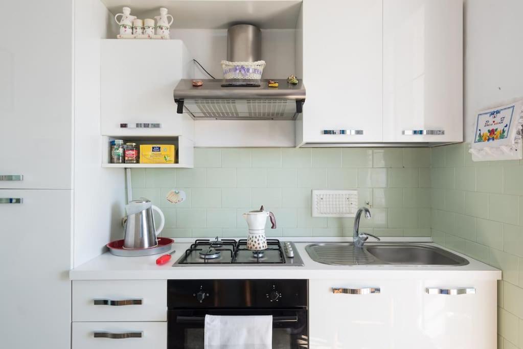 Top Floor Apartment Near Historic Fortino Catane Extérieur photo