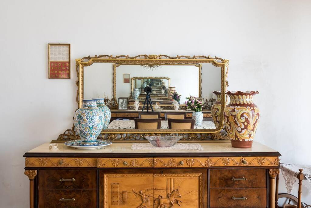 Top Floor Apartment Near Historic Fortino Catane Extérieur photo