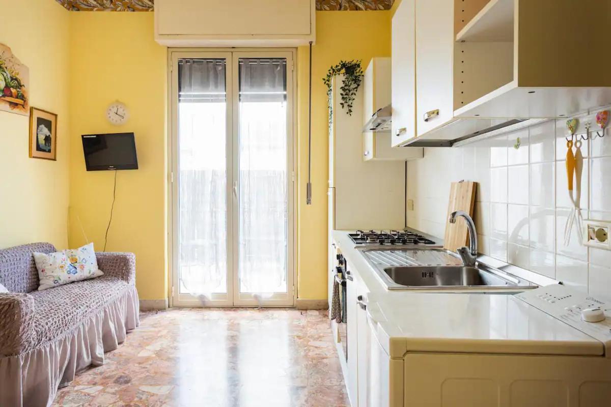 Top Floor Apartment Near Historic Fortino Catane Extérieur photo