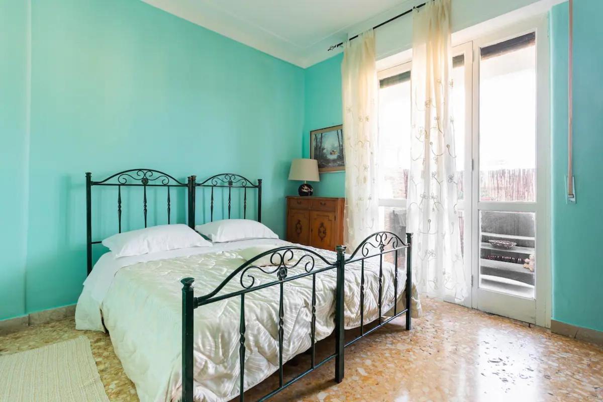 Top Floor Apartment Near Historic Fortino Catane Extérieur photo